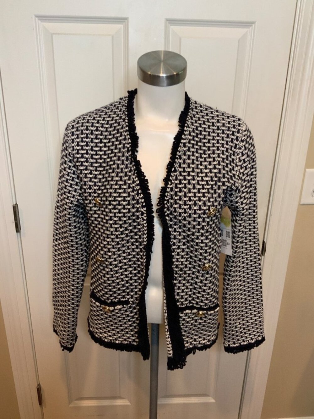 Tahari Navy White Tweed Open Cardigan W/ Gold Buttons, Size M (US)